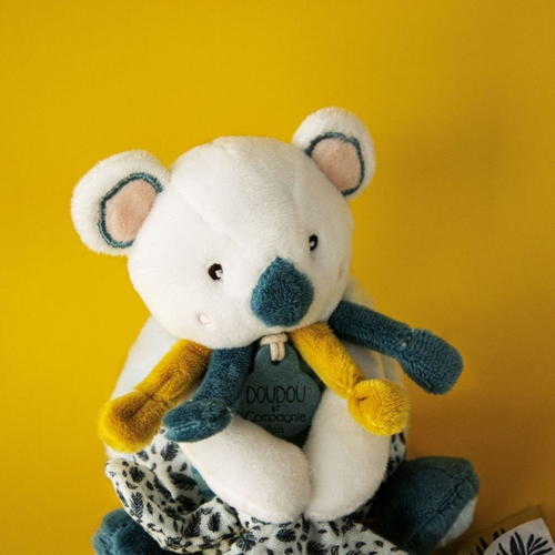Yoca Le Koala Doll With Doudou - რბილი სათამაშო პირსაწმენდით - image 5 | Labebe