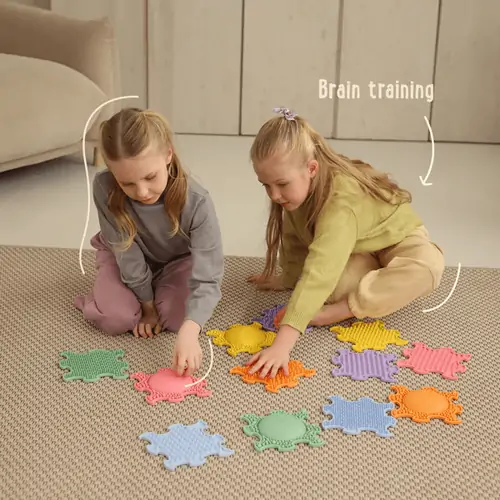 ORTOTO Hands And Feet Coordination Game Mini Puzzle Set (12 pcs.-15*15 cm) - ხალიჩა-ფაზლების ნაკრები ფეხების სენსორული მასაჟისთვის - image 4 | Labebe