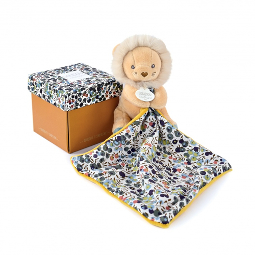 Bohaime Lion Plush With Comforter - რბილი სათამოშო პირსაწმენდით - image 1 | Labebe