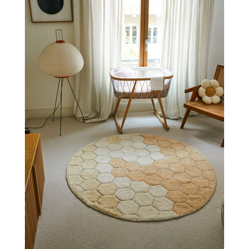 Lorena Canals Round Honeycomb Golden - რეცხვადი ხელნაკეთი ხალიჩა - image 3 | Labebe