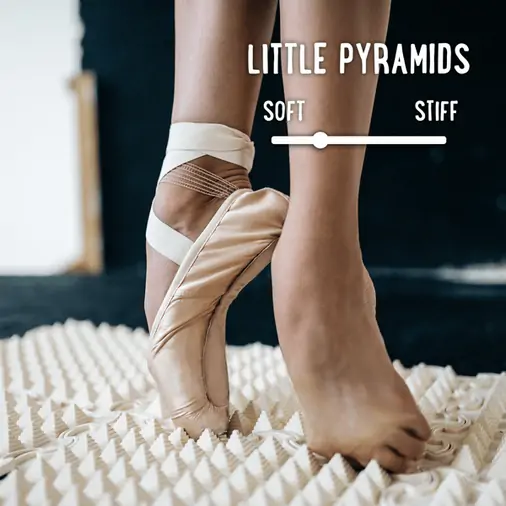 ORTOTO Little Pyramids / Soft (Milky White) (1 pcs.-30*30 cm) - Коврик-пазл для сенсорного массажа стоп - изображение 2 | Labebe