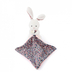 BOH'AIME Bunny Pink Plush With Comforter - რბილი სათამაშო პირსაწმენდით - image 2 | Labebe